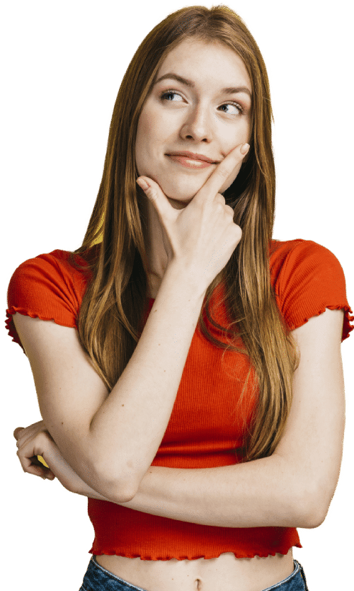 Uśmiechnięta młoda kobieta siedząca przy biurku w biurze KDF-Podatki. Ma skoncentrowaną i zainteresowaną minę, gdy słucha informacji na temat usługi rozliczenia podatku z zagranicy oferowanej przez firmę. Jej postawa emanuje skupieniem podczas zapoznawania się z możliwościami rozliczenia podatkowego po powrocie do kraju. Wydaje się zadowolona z wyjaśnień uzyskanych od pracowników biura na temat tej usługi. Nie trzyma w rękach żadnych dokumentów.